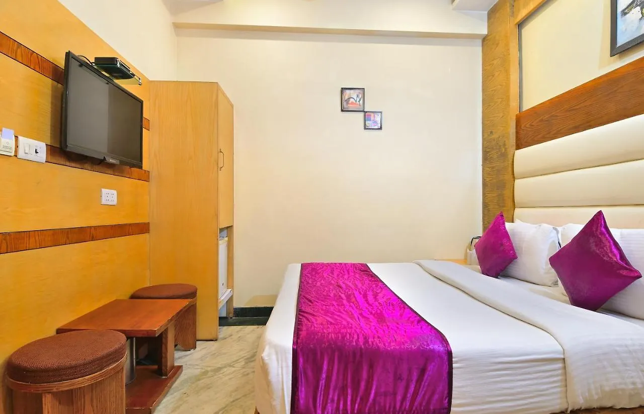 Hotel Hari Piorko Grand - 2 Min From New Delhi Railway Station  Delhi (National Capital Territory of India)
