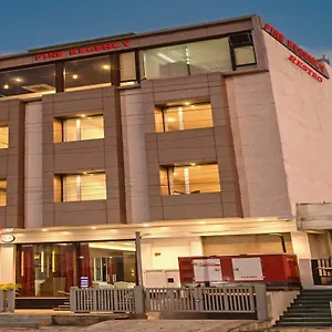 Pine Regency - Aravali's Peak View Hotel Udaipur